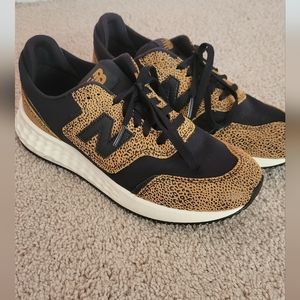 New Balance Leopard X70 sneakers Size 8 like new!